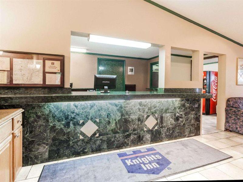 Knights Inn Farmington Hills Εξωτερικό φωτογραφία