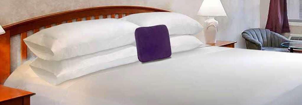 Knights Inn Farmington Hills Δωμάτιο φωτογραφία