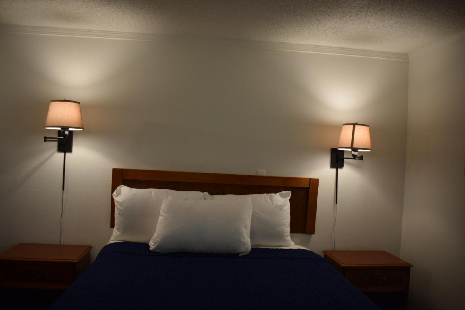 Knights Inn Farmington Hills Εξωτερικό φωτογραφία