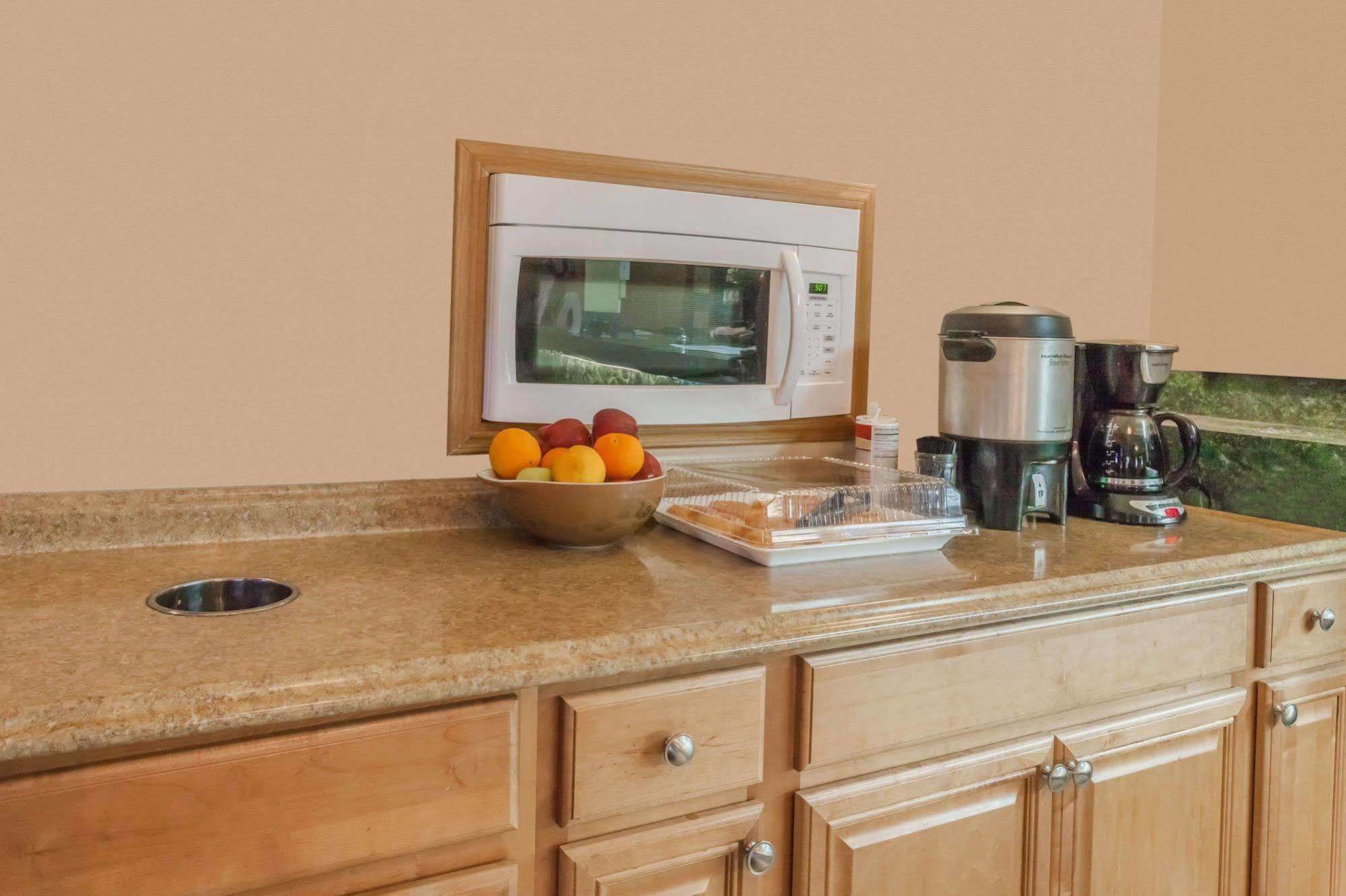 Knights Inn Farmington Hills Εξωτερικό φωτογραφία