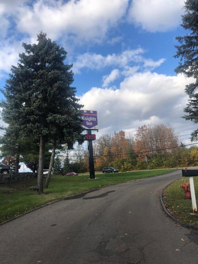 Knights Inn Farmington Hills Εξωτερικό φωτογραφία